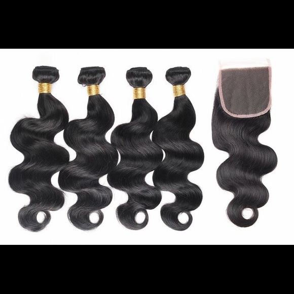 I’m selling 2 pack of bundles plus 2 closures for $300.00 shop babies !!